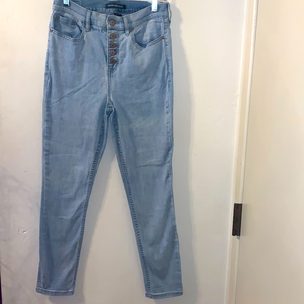 -Calvin Klein Light Blue Skinny Jean- Size: 8 As Is